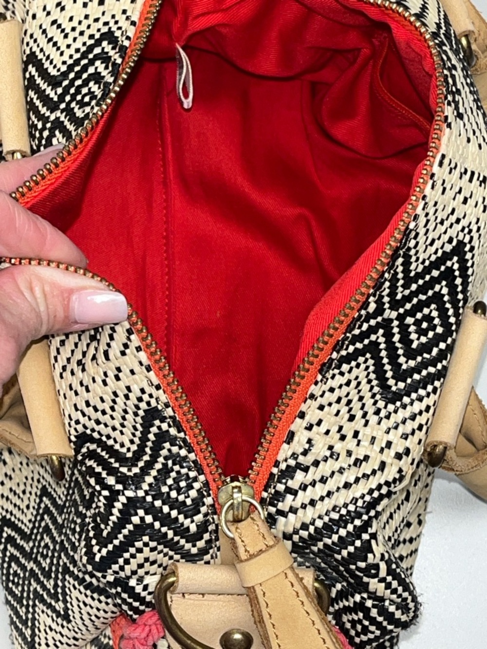 Miss Albright Speciality Woven Chevron Satchel Handbag in Black, Cream & Red - Picture 12 of 16